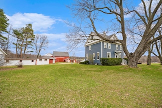 5233 124th Ave, Fennville, MI 49408