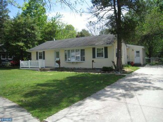 14 Temple Ave, Stratford, NJ 08084