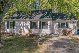 18 Woodruff Ln, Amelia, OH 45102