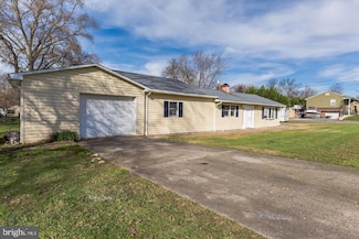 145 Lincoln Dr, Pennsville, NJ 08070