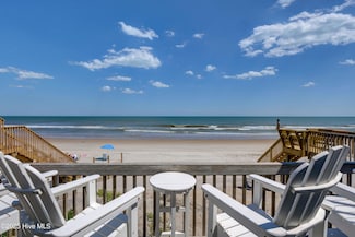 3946 Island Dr, North Topsail Beach, NC 28460
