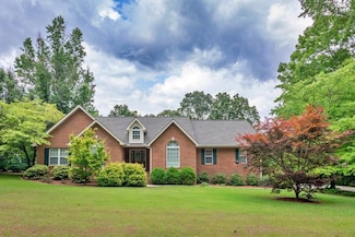 945 Big Cedar Dr, Dunlap, TN 37327