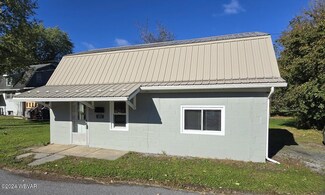 1 1st St, Mill Hall, PA 17751