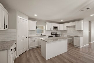 3721 Stuart Dr, Fort Worth, TX 76110
