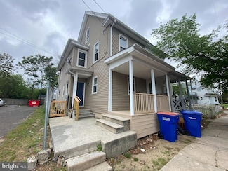110 N 4th St, Millville, NJ 08332