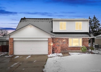 4226 Angeline Dr, Sterling Heights, MI 48310