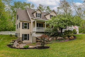 308 Mending Walls Rd, Manchester Center, VT 05255