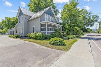 143 S Main St, Waterbury, VT 05676