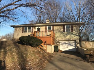601 S Banyon St, Savannah, MO 64485