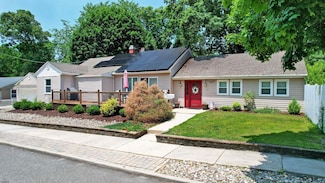 267 W Wyoming Ave, Absecon, NJ 08201