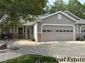 618 Riverwalk St, Hastings, MI 49058