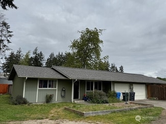 10229 Ainsworth Ave S, Tacoma, WA 98444