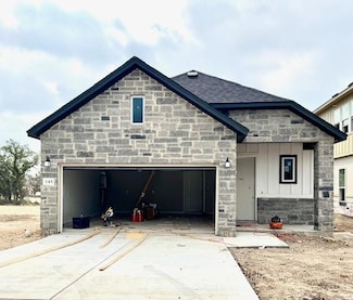 145 Great Sequoia Ln, Dripping Springs, TX 78620