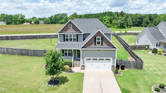 33 Northlodge Ct, Wendell, NC 27591