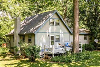 531 N Fork River Ln, Shenandoah, VA 22849