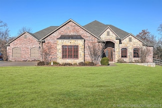 310 Summercrest Ct, Sapulpa, OK 74066