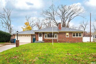 2220 22 1 2 Ave, Rock Island, IL 61201