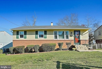 7531 Dover Ln, Lanham, MD 20706