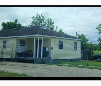 3127 Arts St, New Orleans, LA 70122