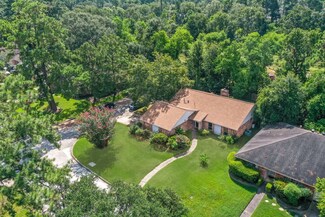 2030 Lexington Woods Dr, Spring, TX 77373