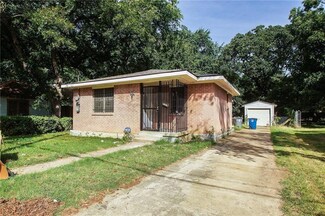 3525 Cauthorn Dr, Dallas, TX 75210