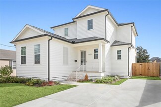 1005 Ridgewood Dr, Metairie, LA 70001