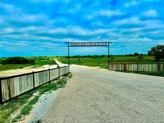 37 Longview Creek Trail, Itasca, TX 76055