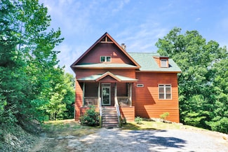 426 Ezra Dr, Buchanan, VA 24066