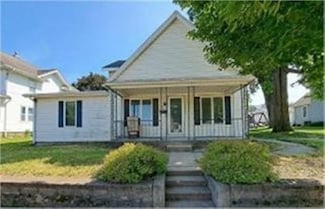 711 2nd Ave SE, Dyersville, IA 52040