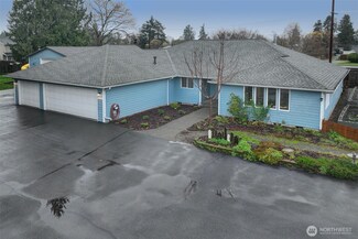 803 3rd Ave NW, Puyallup, WA 98371