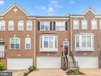 1602 White Oak Vista Dr, Silver Spring, MD 20904