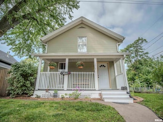 1314 Carey Ave, Davenport, IA 52803