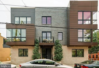 725 S 19th St, Philadelphia, PA 19146