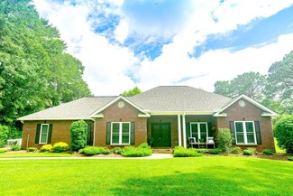 407 Maple Dr, Petal, MS 39465