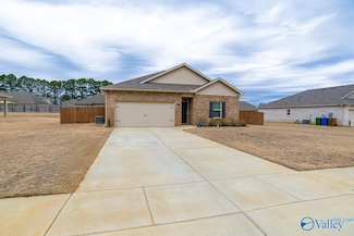 511 Raccoon Way SW, Hartselle, AL 35640