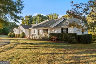 191 Roberts Way, Cornelia, GA 30531