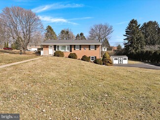126 Thomas Ave, Dallastown, PA 17313