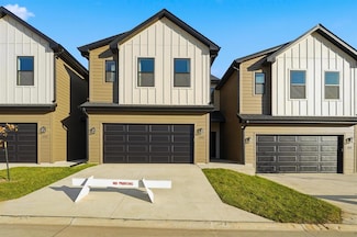 1343 Meadow Rose Place, Waukee, IA 50263