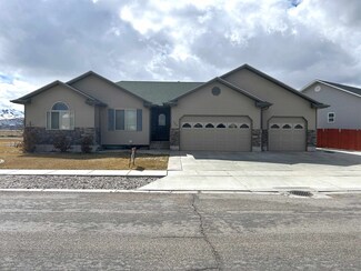 725 Alpine Dr, Pocatello, ID 83202