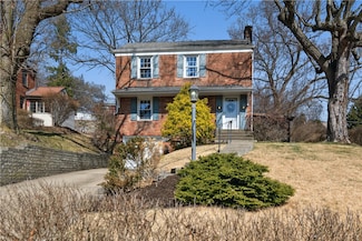 233 Constitution Dr, Pittsburgh, PA 15236