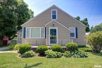 1030 E Euclid Ave, Peoria Heights, IL 61616