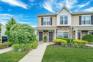 34 Weatherby Ln, Central Islip, NY 11722