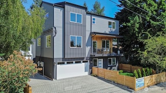 12048 5th Ave NE, Seattle, WA 98125