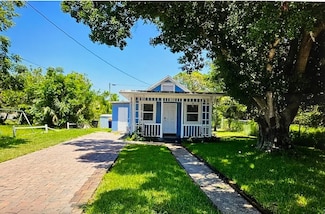1706 N 15th St, Fort Pierce, FL 34950