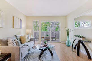 38455 Bronson St Unit 322, Fremont, CA 94536