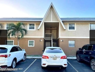 294 Berkshire Ln, Melbourne, FL 32935