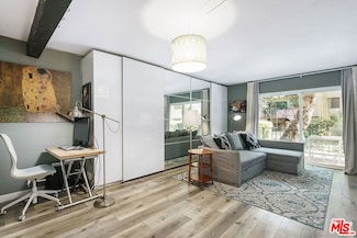 5460 White Oak Ave Unit A122, Encino, CA 91316