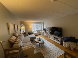 1933 Commonwealth Ave Unit 206, Brighton, MA 02135