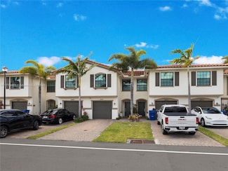 6011 Woods Edge Cir, Riviera Beach, FL 33410
