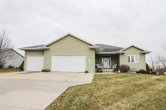 2670 Madison Ln, Urbana, IA 52345